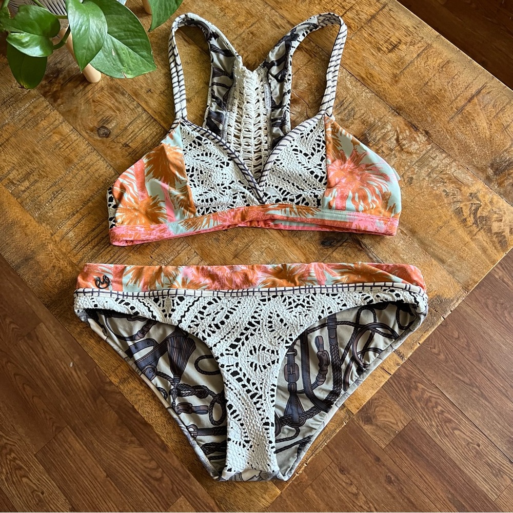 Maaji Festival Reversible Crocheted Triangle racer Back Bikini Swimsuit Size L